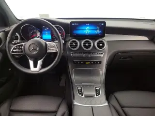 Mercedes-Benz GLC 2022 GLC 300 4dr SUV
