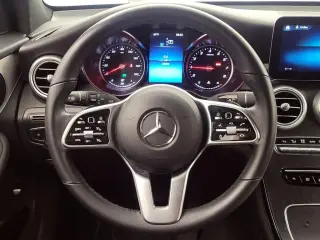 Mercedes-Benz GLC 2022 GLC 300 4dr SUV