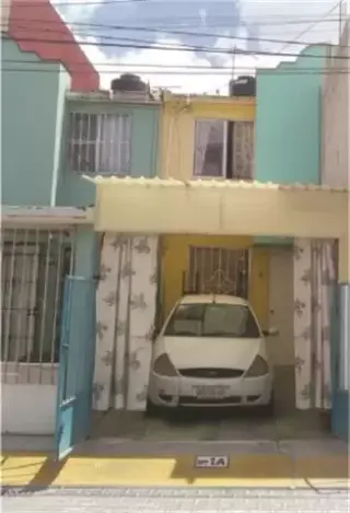 CASA UNIFAMILIAR EN COACALCO