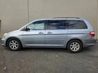 2006 Honda Odyssey Touring w/DVD w/Navi