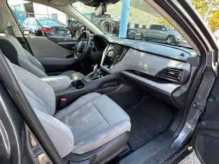 Subaru Legacy 2025 AWD Premium 4dr Sedan