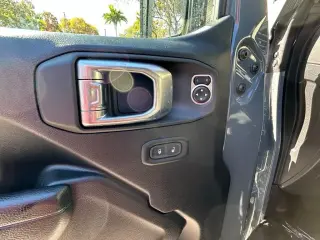Jeep Wrangler 2024 4x4 Rubicon 4dr SUV
