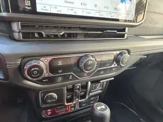 Jeep Wrangler 2024 4x4 Rubicon 4dr SUV