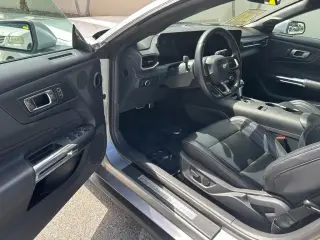 Ford Mustang 2025 EcoBoost 2dr Convertible
