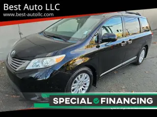 2011 Toyota Sienna XLE 8-Passenger