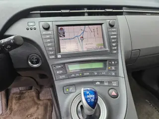 2010 Toyota Prius III