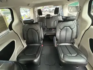 Chrysler Pacifica 2023 Touring L 4dr Mini-Van