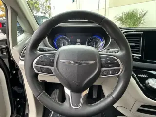 Chrysler Pacifica 2023 Touring L 4dr Mini-Van