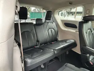 Chrysler Pacifica 2023 Touring L 4dr Mini-Van