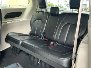 Chrysler Pacifica 2023 Touring L 4dr Mini-Van