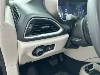 Chrysler Pacifica 2024 Touring L 4dr Mini-Van