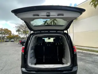 Chrysler Pacifica 2024 Touring L 4dr Mini-Van