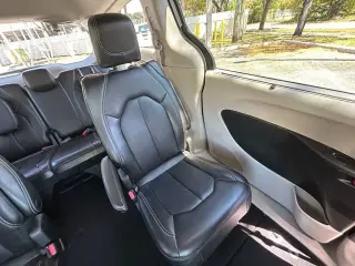 Chrysler Pacifica 2023 Touring L 4dr Mini-Van