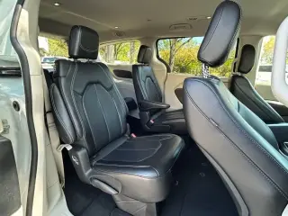 Chrysler Pacifica 2023 Touring L 4dr Mini-Van