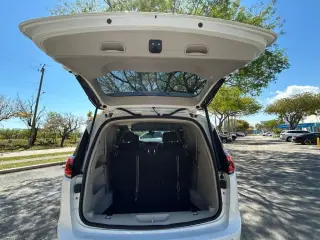 Chrysler Pacifica 2023 Touring L 4dr Mini-Van