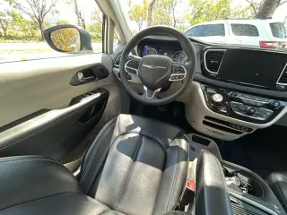 Chrysler Pacifica 2023 Touring L 4dr Mini-Van