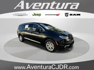 Chrysler Pacifica 2023 Touring L 4dr Mini-Van