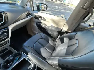 Chrysler Pacifica 2023 Touring L 4dr Mini-Van