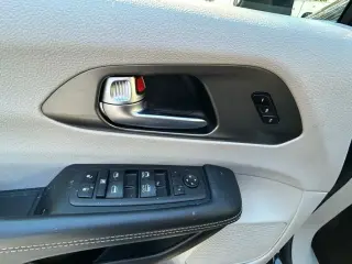 Chrysler Pacifica 2023 Touring L 4dr Mini-Van