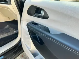 Chrysler Pacifica 2023 Touring L 4dr Mini-Van
