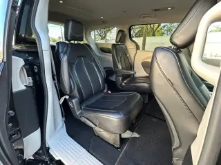 Chrysler Pacifica 2023 Touring L 4dr Mini-Van