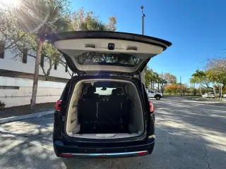 Chrysler Pacifica 2023 Touring L 4dr Mini-Van