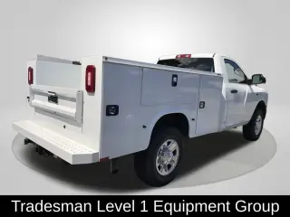 Ram 2500 2022 4x4 Tradesman 2dr Regular Cab 8 ft. LB Pickup