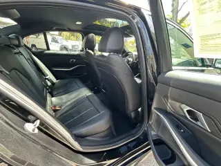 BMW 3 Series 2024 330i 4dr Sedan