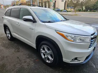 2015 Toyota Highlander Hybrid Limited Platinum