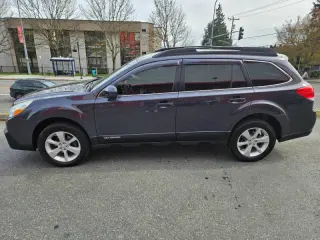 2013 Subaru Outback 2.5i Premium