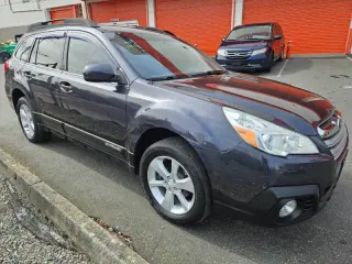2013 Subaru Outback 2.5i Premium
