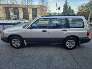 1999 Subaru Forester L
