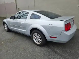 2008 Ford Mustang V6 Premium