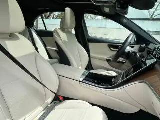 Mercedes-Benz C-Class 2025 AWD C 300 4MATIC 4dr Sedan