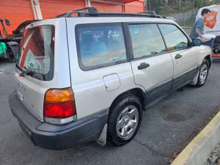 1999 Subaru Forester L