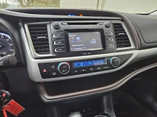 2014 Toyota Highlander LE Plus