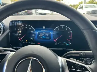 Mercedes-Benz GLA 2025 AWD GLA 250 4MATIC 4dr SUV