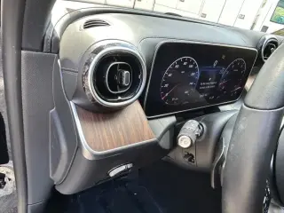 Mercedes-Benz GLC 2023 AWD GLC 300 4MATIC 4dr SUV
