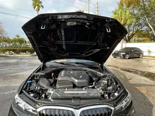 BMW 3 Series 2025 AWD 330i xDrive 4dr Sedan