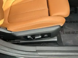 BMW 3 Series 2025 AWD 330i xDrive 4dr Sedan