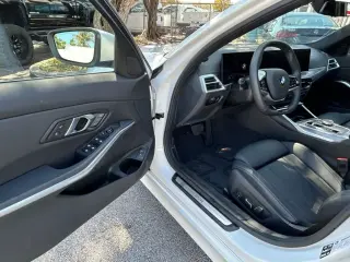 BMW 3 Series 2025 AWD 330i xDrive 4dr Sedan