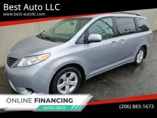 2012 Toyota Sienna LE 8-Passenger