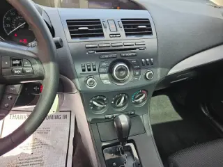 2012 Mazda MAZDA3 s Touring