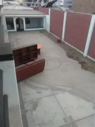 VENDO CASA DE 720M2 MANSICHE