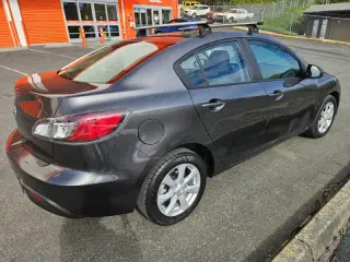 2011 Mazda MAZDA3 i Touring