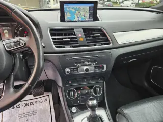 2016 Audi Q3 2.0T quattro Prestige