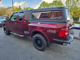 1999 Ford F-150 XLT