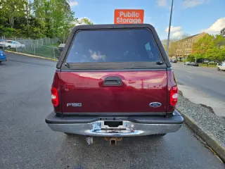 1999 Ford F-150 XLT