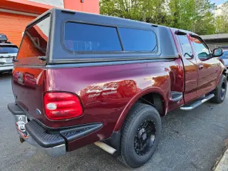 1999 Ford F-150 XLT