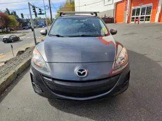 2011 Mazda MAZDA3 i Touring